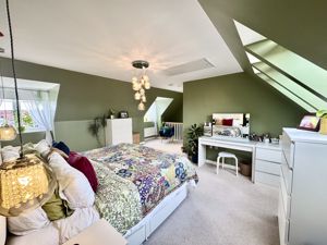 Photo 21- click for photo gallery